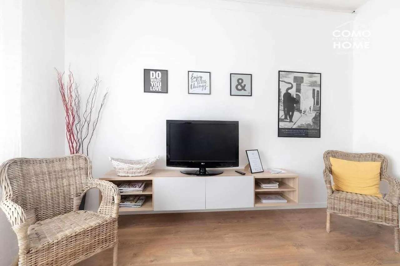 Como Holiday Home